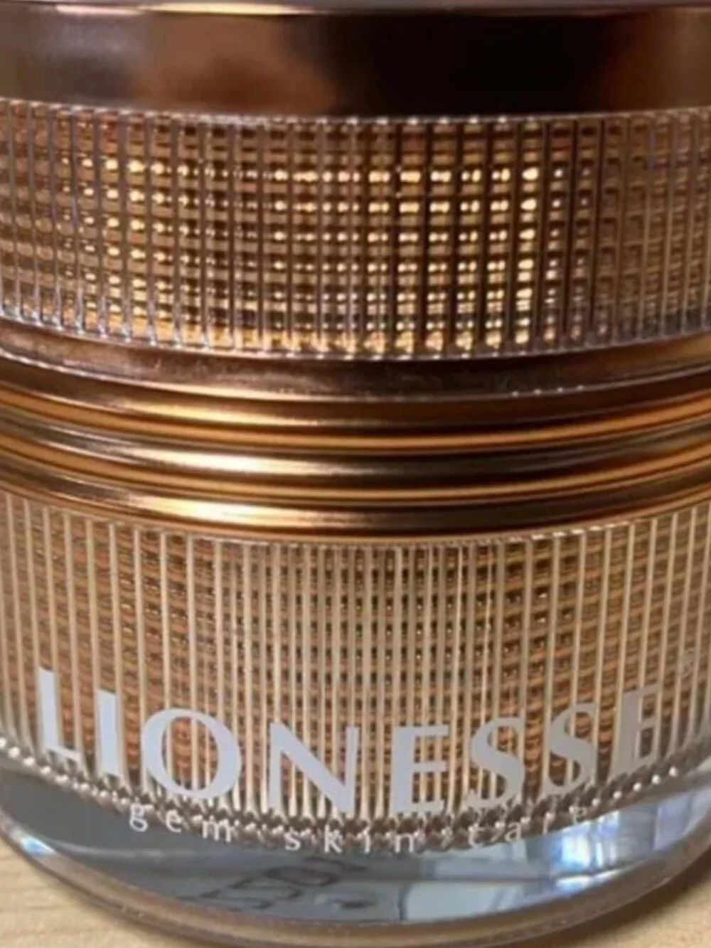 LIONESSE AMBER DARK CIRCLE EYE CREAM-REDUCES DARK CIRCLES- 1.06 fl oz / 30 g-NEW